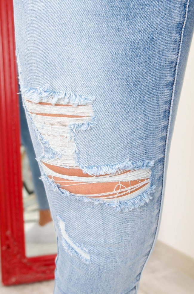 JASNE SPODNIE JEANSOWE Z PRZETARCIAMI-WYSOKI STAN