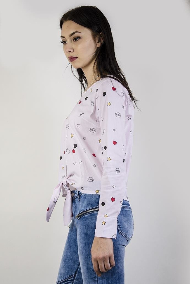 Jasnoróżowa koszula w paski, z wiązaniem z przodu