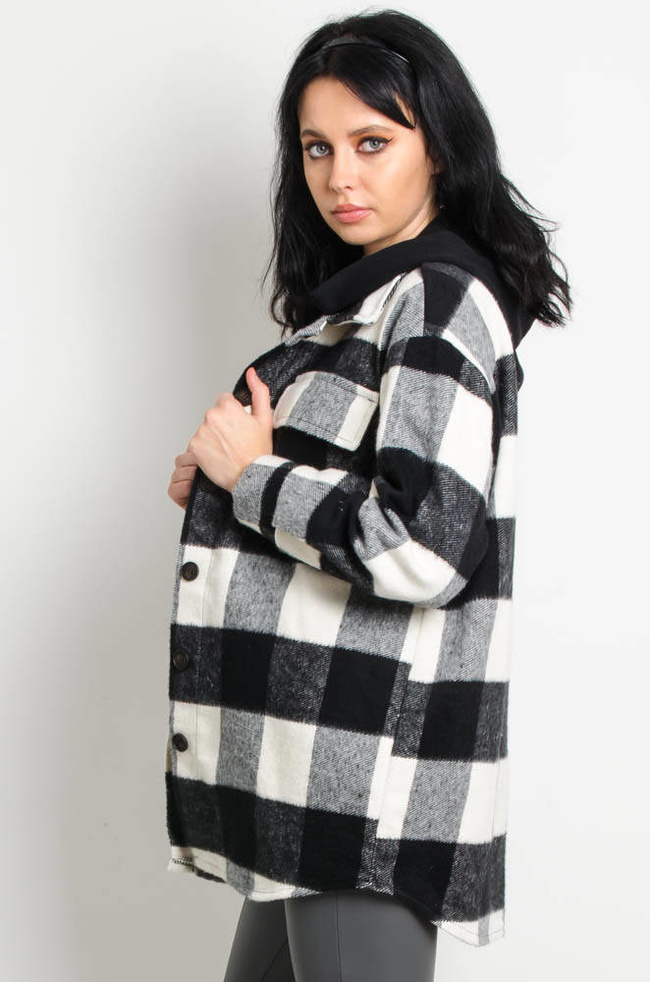 CZARNO BIAŁA KURTKA KOSZULA W KRATĘ Z KAPTUREM