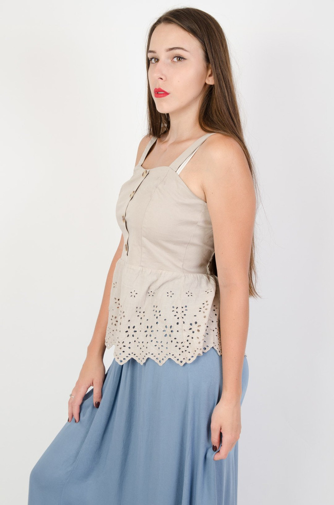 Beżowa bluzka z ażurowym dołem