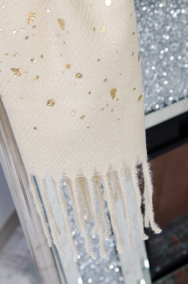 BEŻOWO-ZŁOTY SZAL Z FRĘDZLAMI 