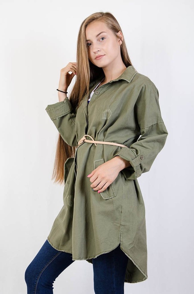 Zielona narzuta oversize zapinana na guziki