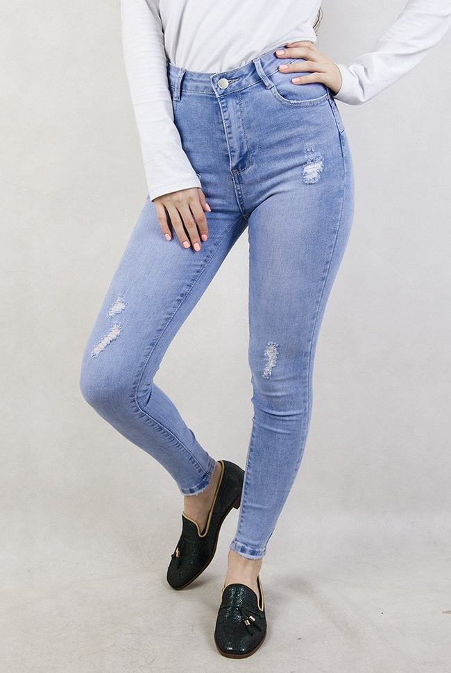 Jasne spodnie jeansowe typu Push Up