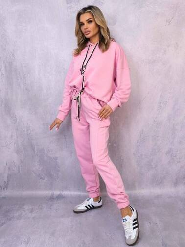KOMPLET DRESOWY BLUZA Z KAPTUREM+ SPODNIE- RÓŻOWY