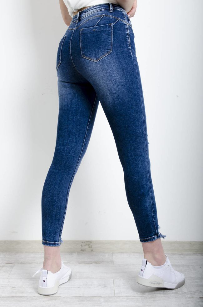 SPODNIE JEANSOWE Z PRZETARCIAMI- PUSH UP