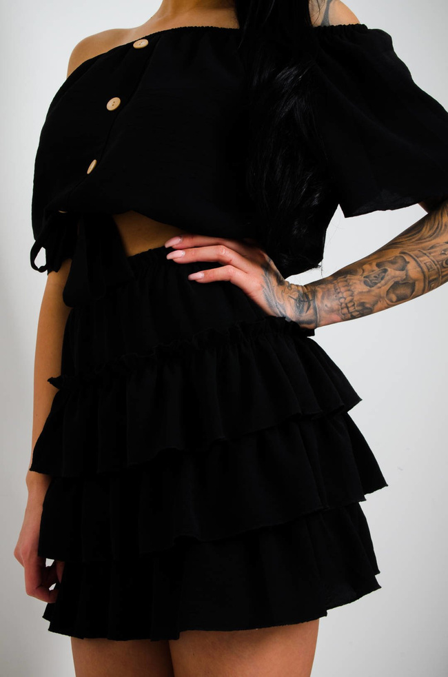 CZARNA KRÓTKA BLUZKA Z WIĄZANIEM