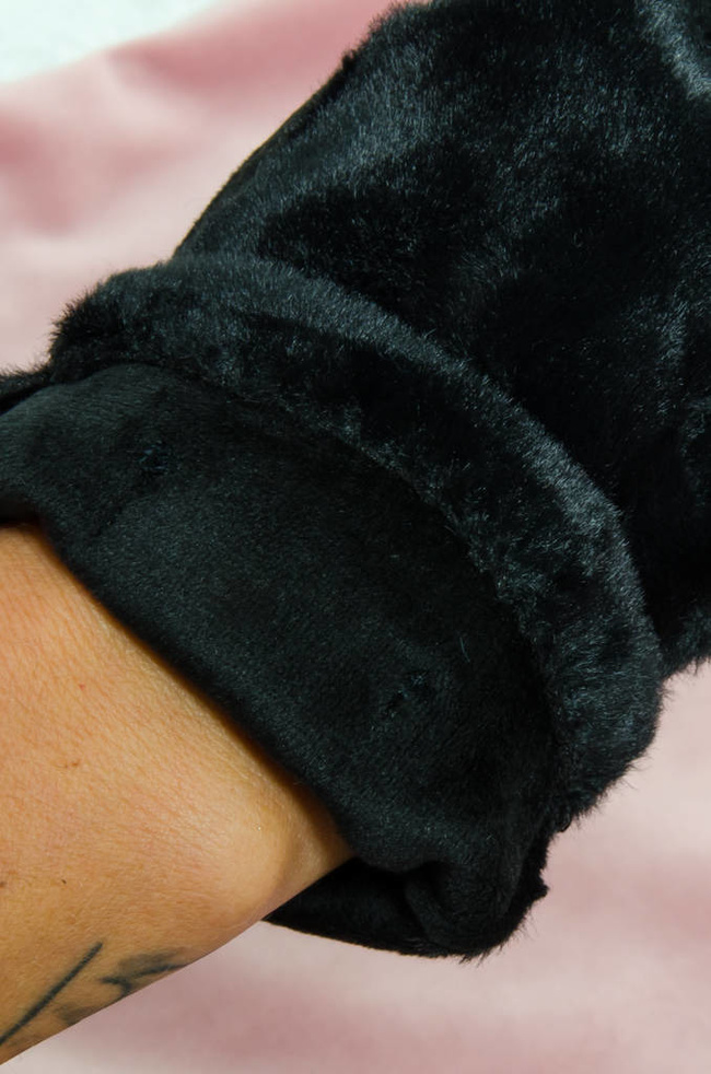 RĘKAWICZKI FUTRZANE Z NASZYWKĄ- CZARNE