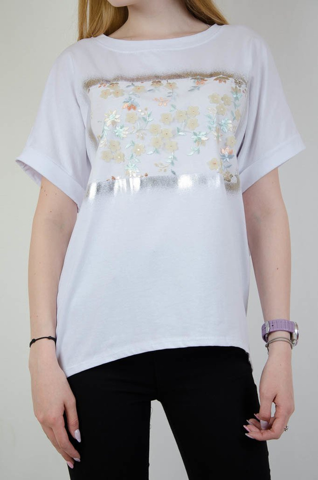 Biała asymetryczna bluzka z kwiatkami oraz wiązaniem na plecach