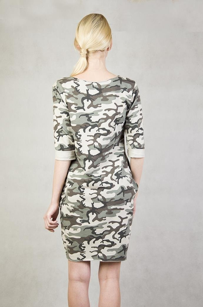 Beżowa tunika moro z dwoma kieszeniami