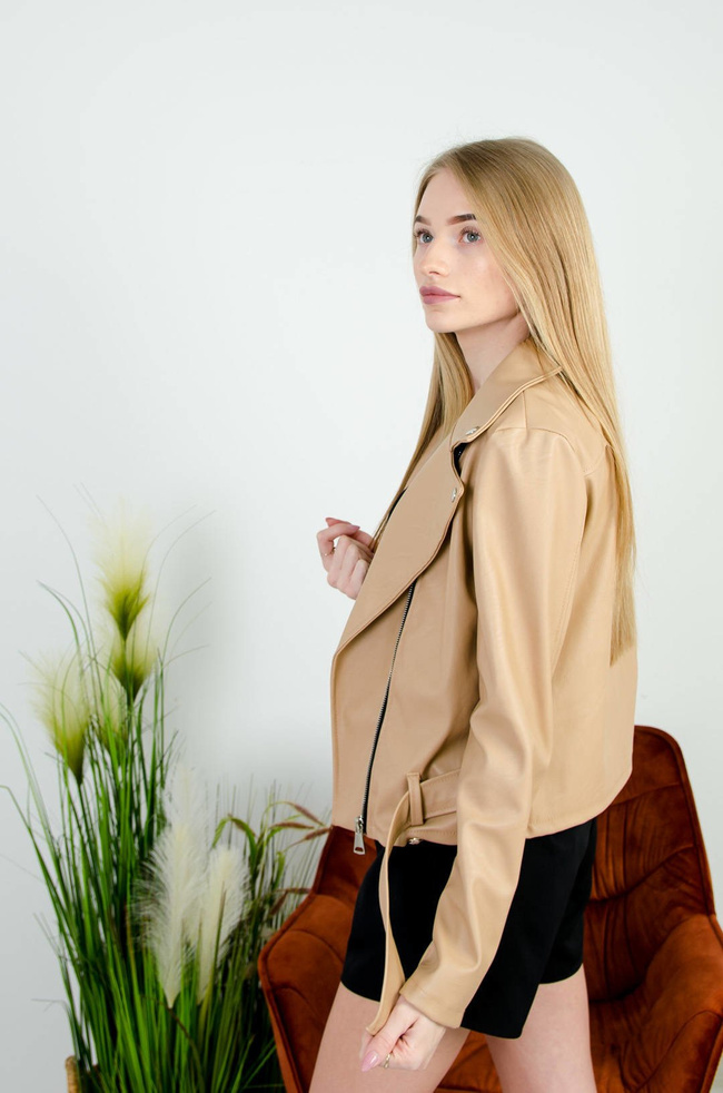 BEŻOWA RAMONESKA Z EKO SKÓRY Z PASKIEM