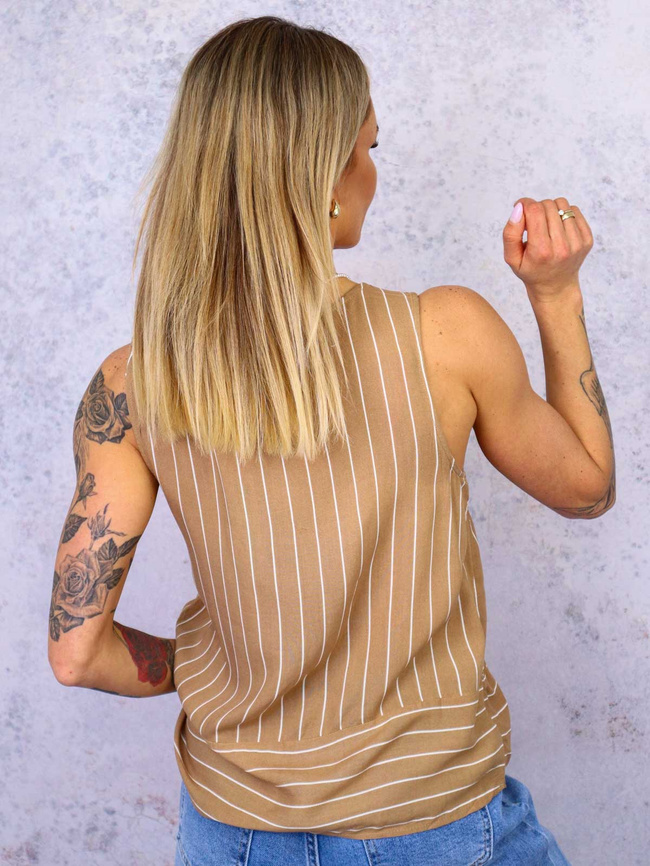 TOP NA RAMIĄCZKACH W PASKI- BRĄZOWY