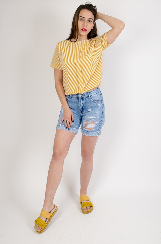 Bermudy jeansowe z szarpaniami 