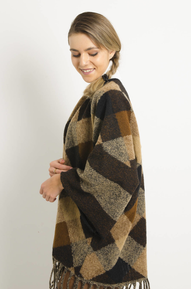 BRĄZOWA NARZUTA W KRATĘ Z FRĘDZLAMI- PONCZO
