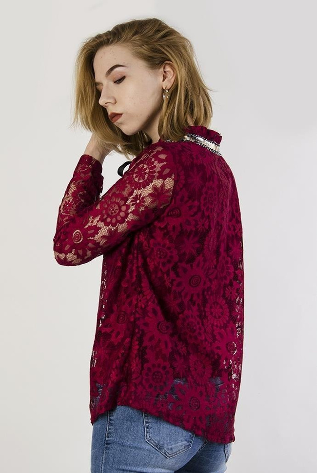 Bordowa bluzka koronkowa, z efektownym kołnierzykiem