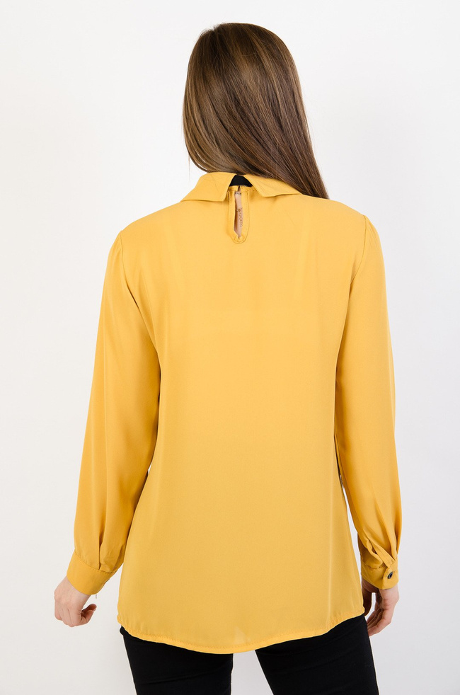 Miodowa koszula z wiązaniem przy szyi