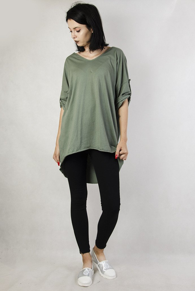 Zielona bluzka z wiązaniem z tyłu