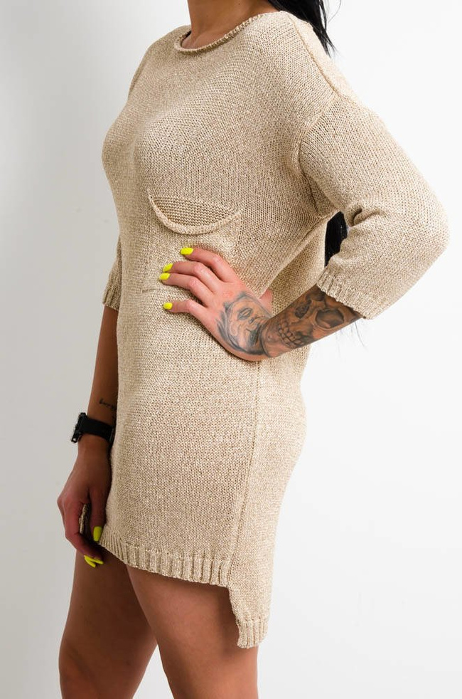 ZŁOTA SUKIENKA DZIANINOWA Z KIESZONKĄ I DŁUŻSZYM TYŁEM