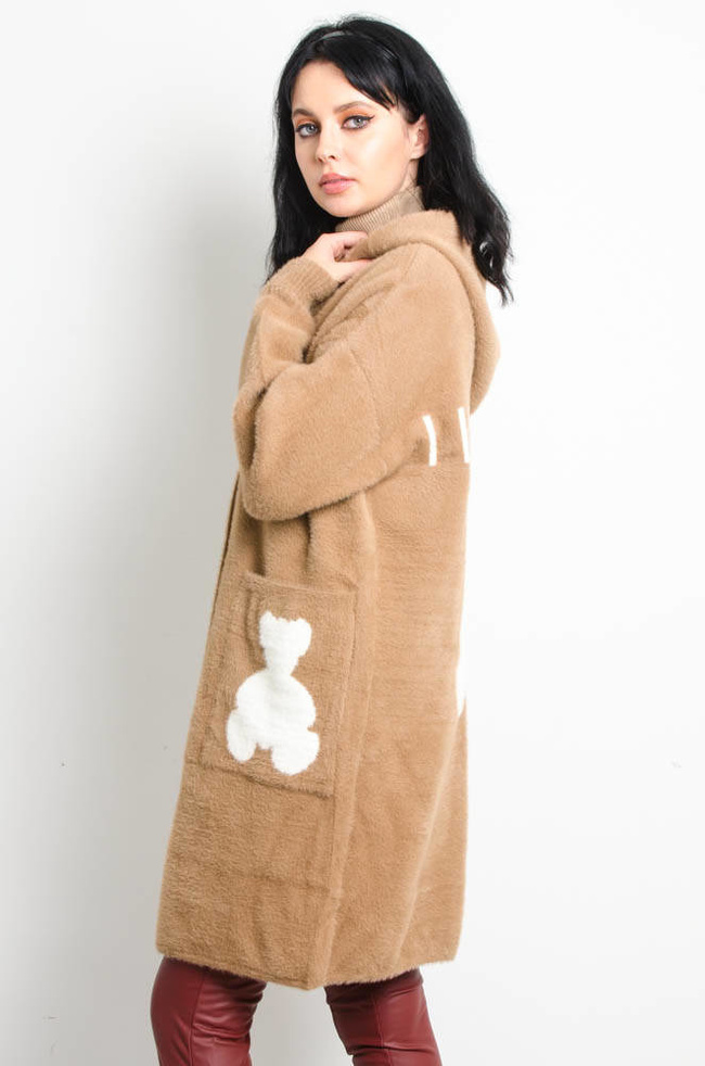 BRĄZOWY PŁASZCZ ALPAKA Z MISIEM