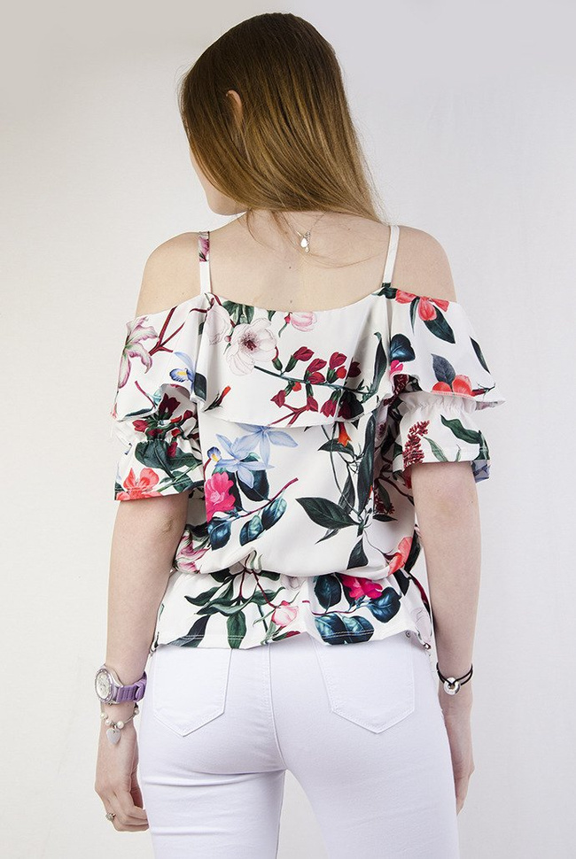 Biała zwiewna bluzka w kwiaty