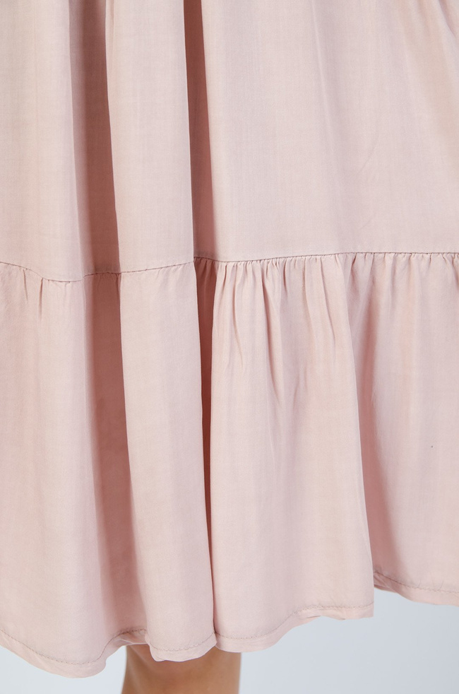 Jasno różowa warstwowa sukienka