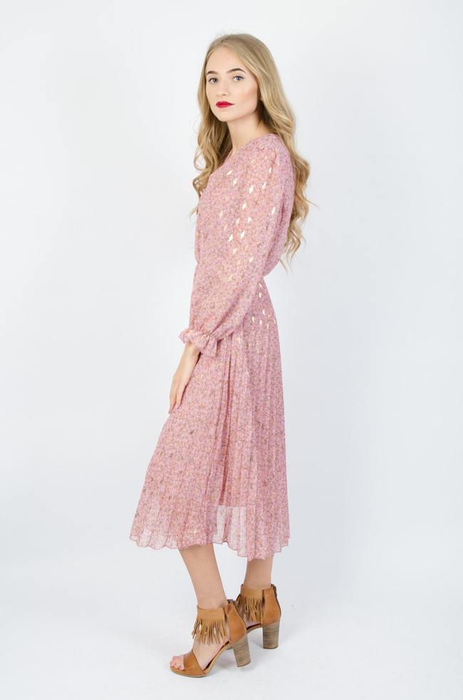 RÓŻOWA SUKIENKA W KWIATY Z PLISOWANYM DOŁEM