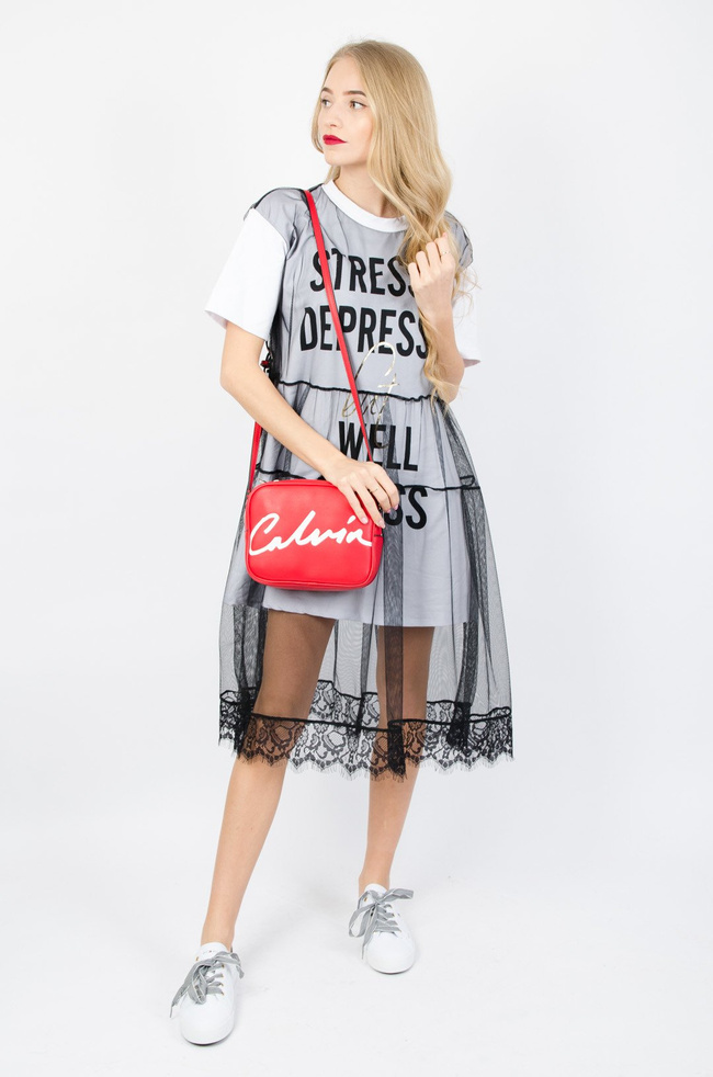 BIAŁA SUKIENKA DZIANINOWA Z TIULEM