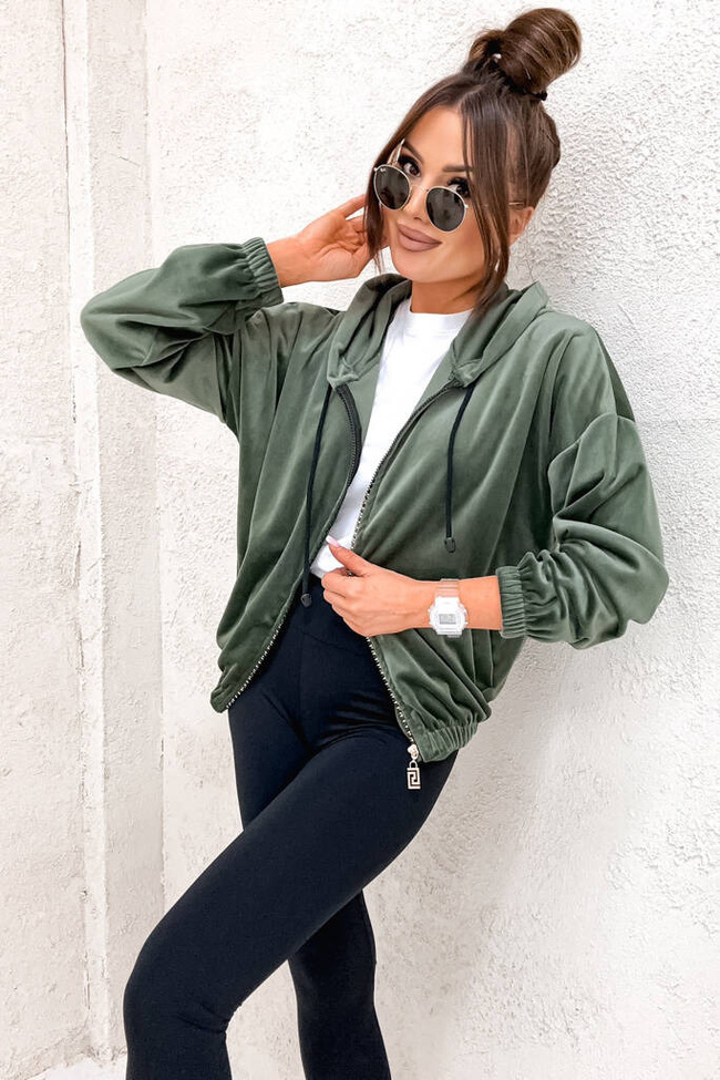 BLUZA ZAMSZOWA Z OZDOBNYM ZAMKIEM- ZIELONA