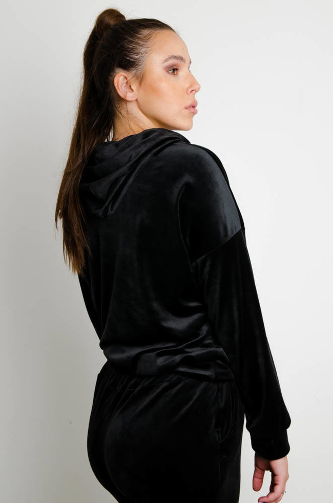 CZARNA WELUROWA BLUZA KANGURKA