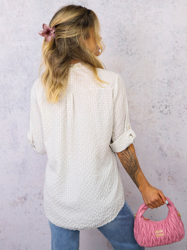 BLUZKA KOSZULOWA W KRATKĘ- JASNOBEŻOWA