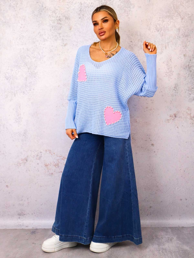 SWETER Z SERDUSZKAMI OVERSIZE- NIEBIESKI