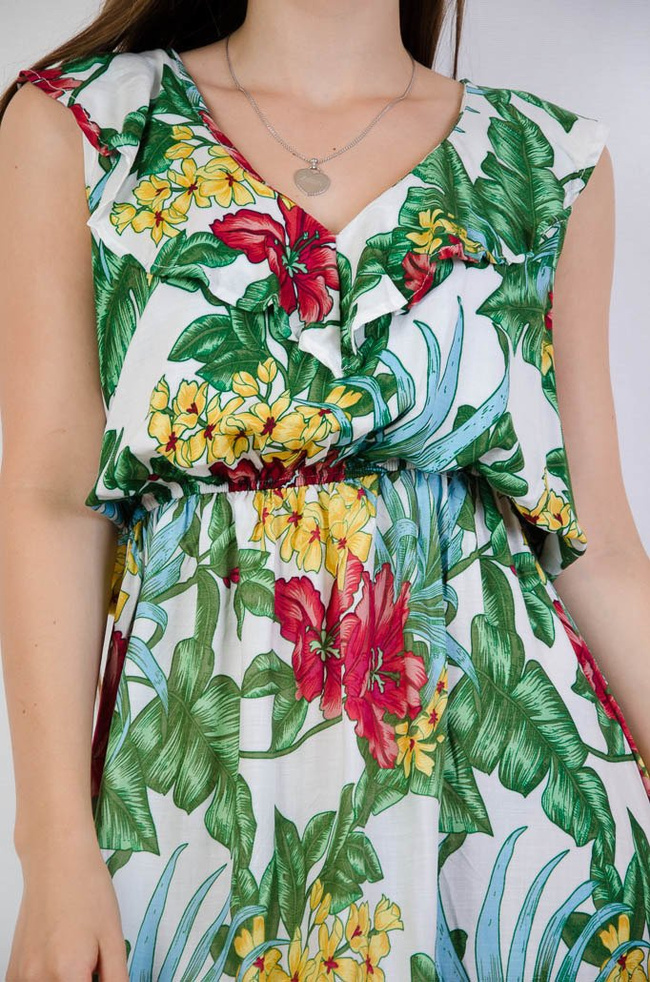 Biała kwiecista sukienka z falbaną w dekolcie