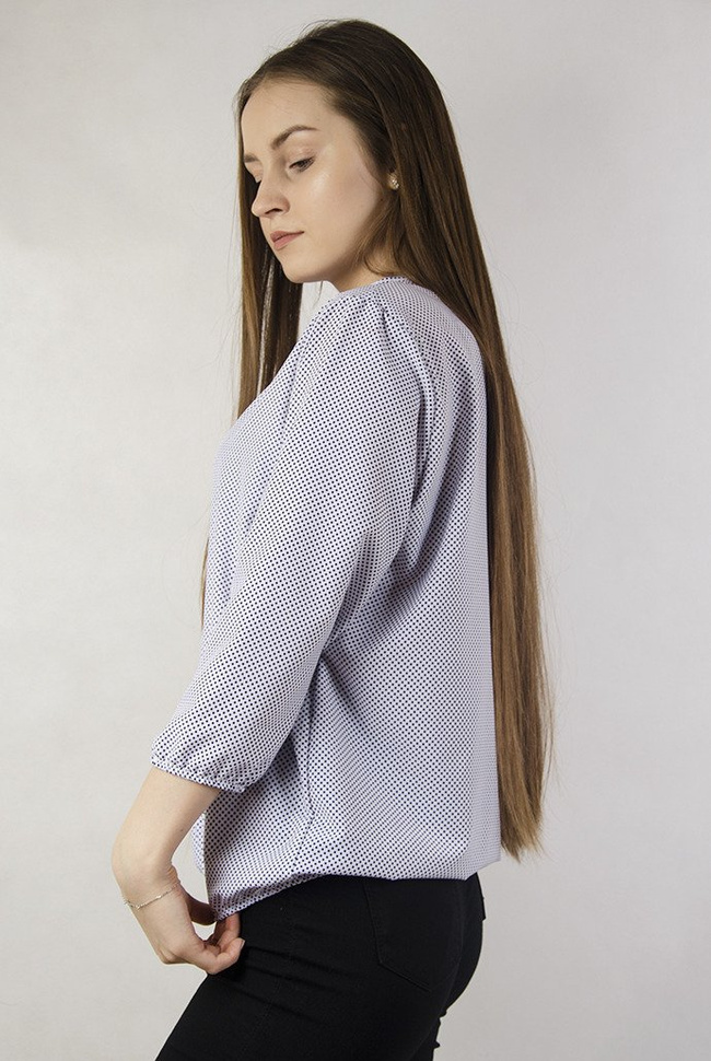 Biała bluzka w czarne kropki 