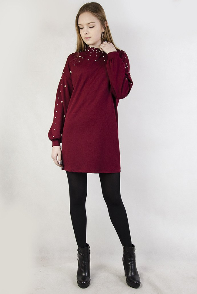 Bordowa sukienka z długim rękawem
