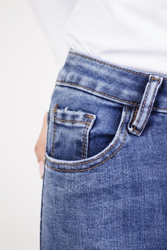 Jeansowe spodnie skinny jeans z wysokim stanem