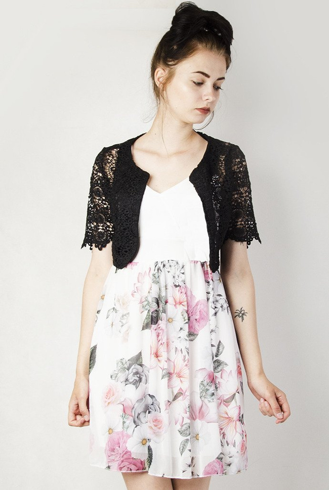 Czarna narzutka bolerko