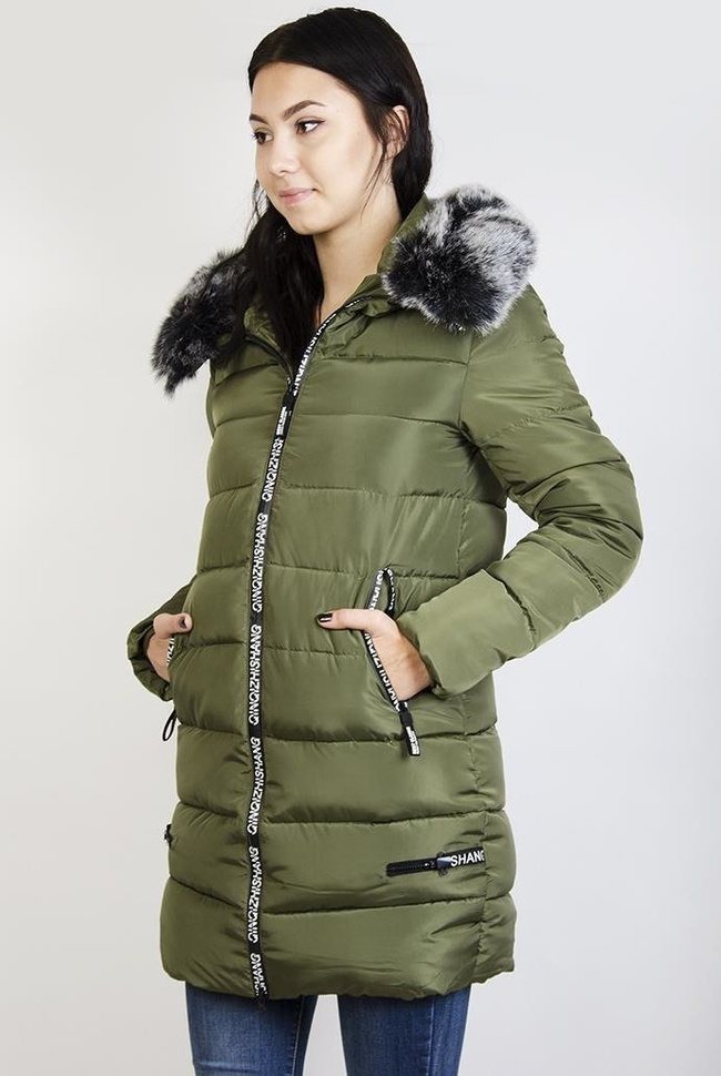 Zielona ocieplana, przedłużana kurtka z futerkiem przy kapturze