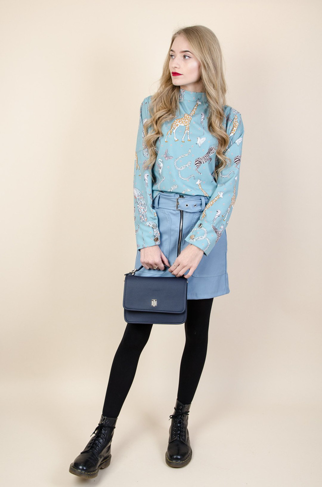 Niebieska trapezowa spódnica z zamkiem na środku-imitacja skóry