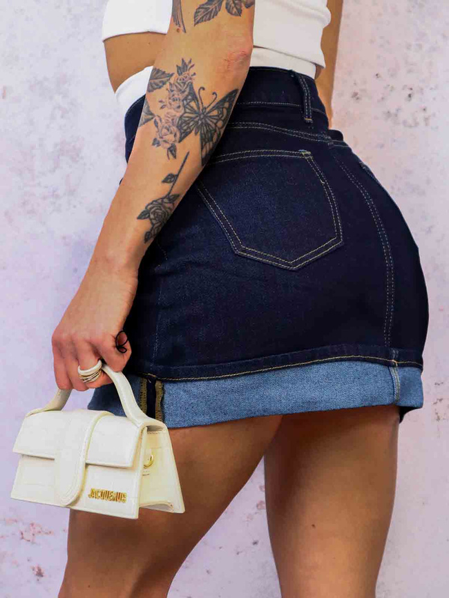 SPÓDNICA Z PODWINIĘTYM ZAKOŃCZENIEM- CIEMNOJEANSOWA