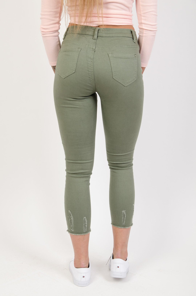 Zielone spodnie z przetarciami 