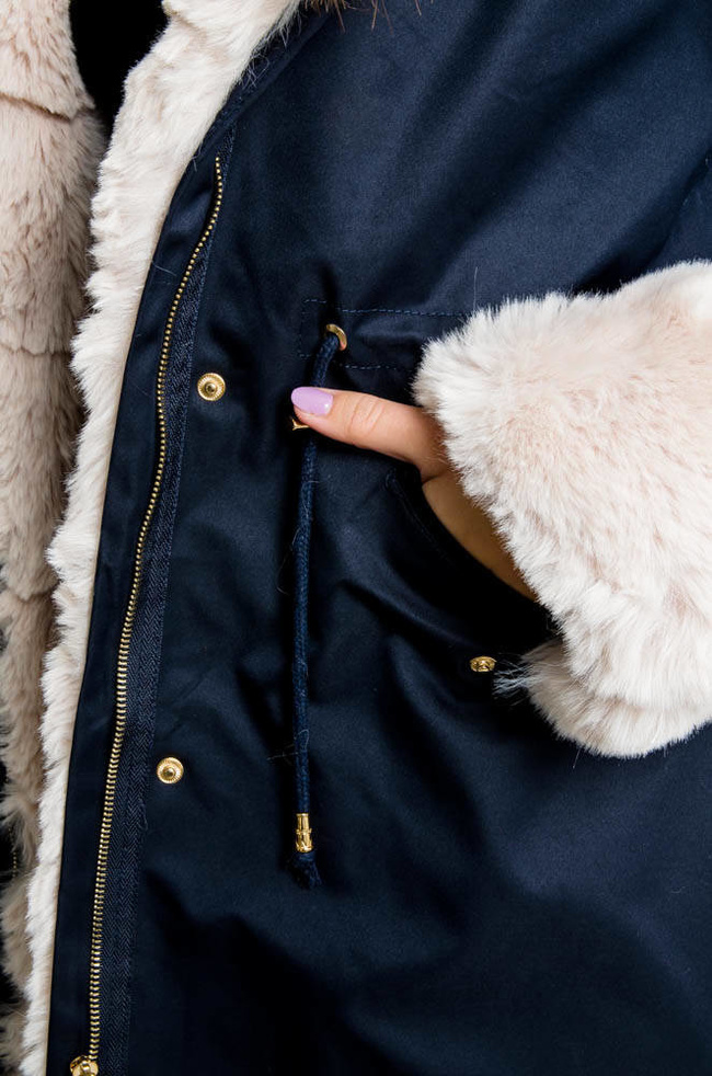 GRANATOWA KURTKA PARKA ZIMOWA Z ODPINANYM FUTERKIEM