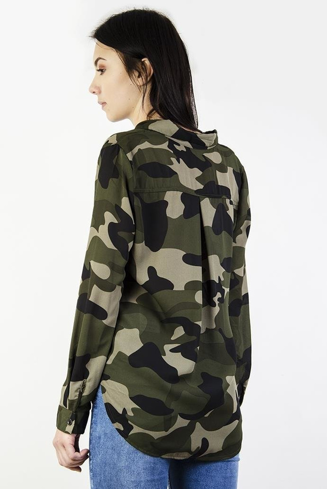 Asymetryczna koszula moro z kieszeniami