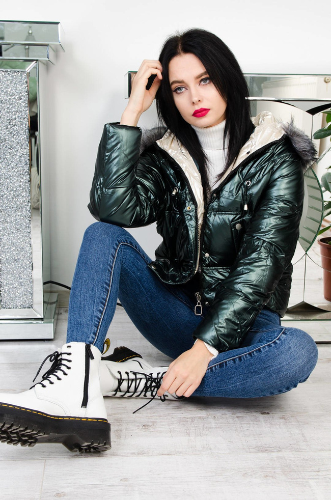 KRÓTKA ZIELONA METALICZNA KURTKA Z FUTERKIEM