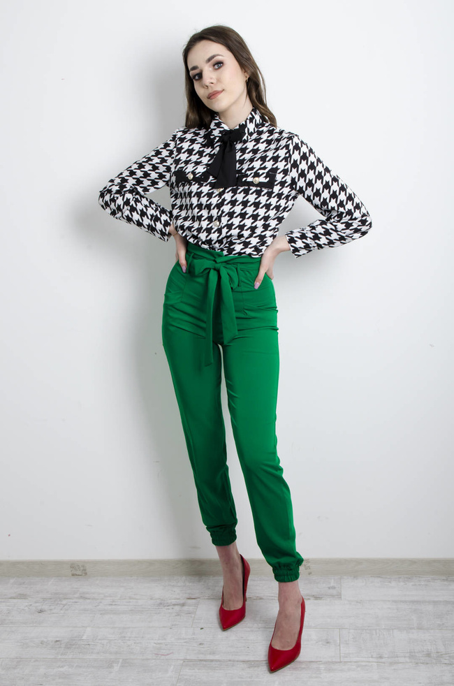 KOSZULA W PEPITKĘ Z WIĄZANIEM- CZARNA