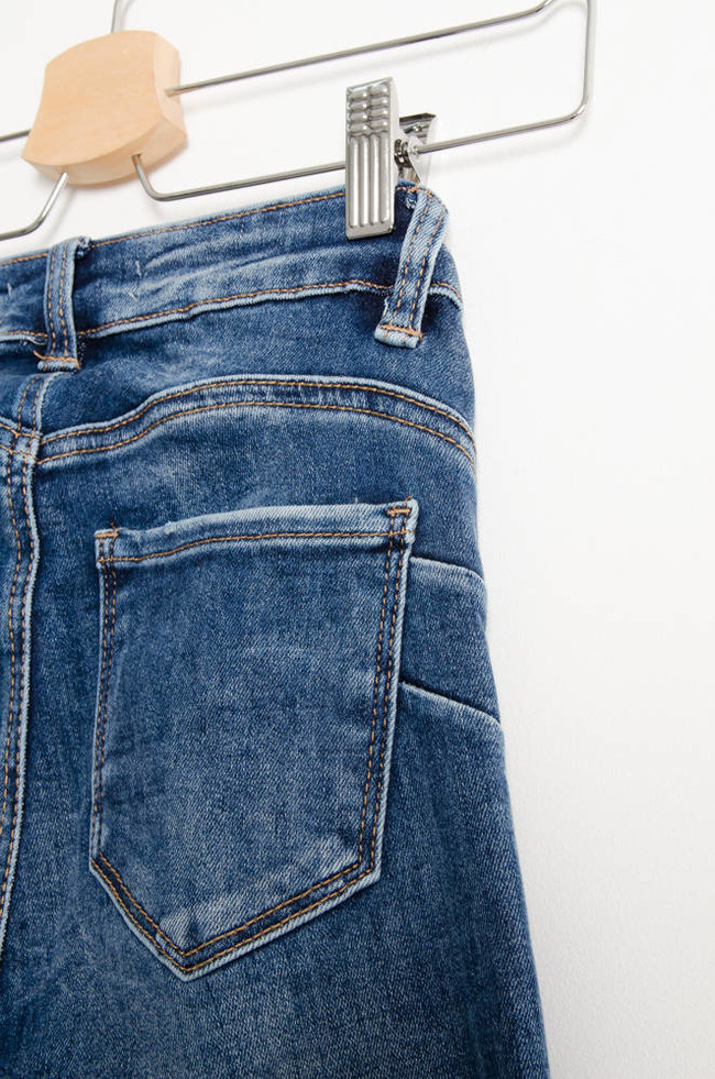 SPODNIE JEASOWE PUSH UP