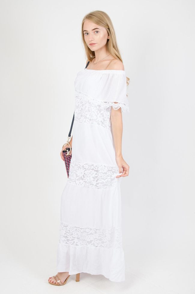 Biała długa sukienka z wstawkami z koronki
