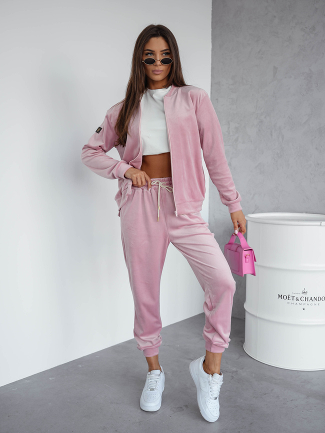 KOMPLET DRESOWY WELUROWY BLUZA ZAPINANA NA ZAMEK+ SPODNIE- PUDROWY