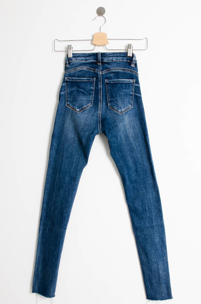 SPODNIE JEASOWE PUSH UP