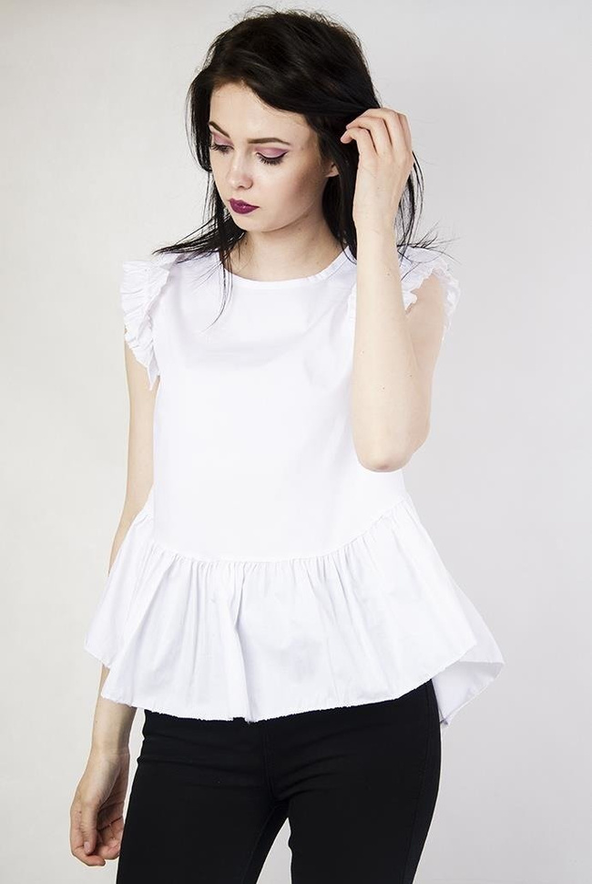 Biała, gładka bluzka koszulowa z falbankami