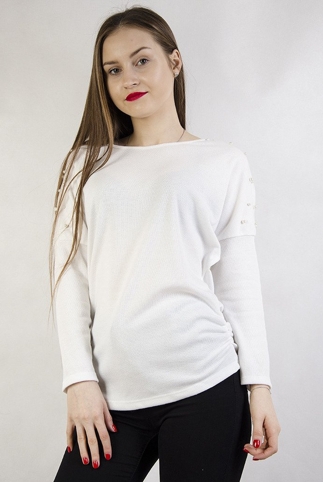 Biała bluzka z perełkami