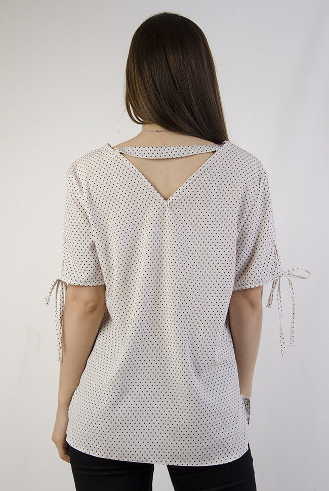 Beżowa bluzka w kropeczki